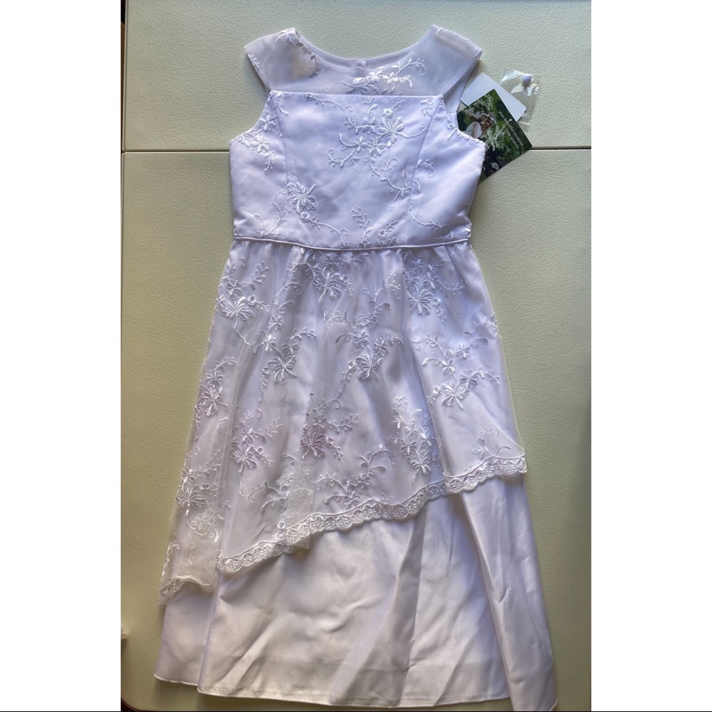 Keepsake Girls White Lace and Sequenced Communion Dress w/ Corset Back